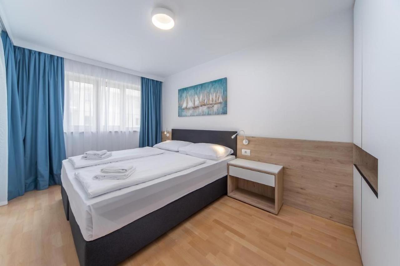 Edra Suite Apartment Умаг Екстериор снимка