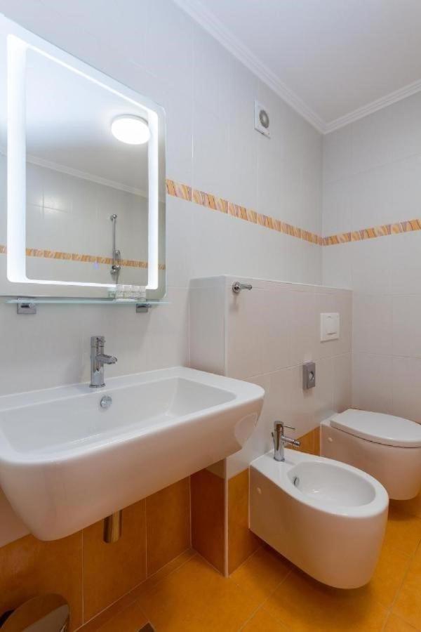 Edra Suite Apartment Умаг Екстериор снимка